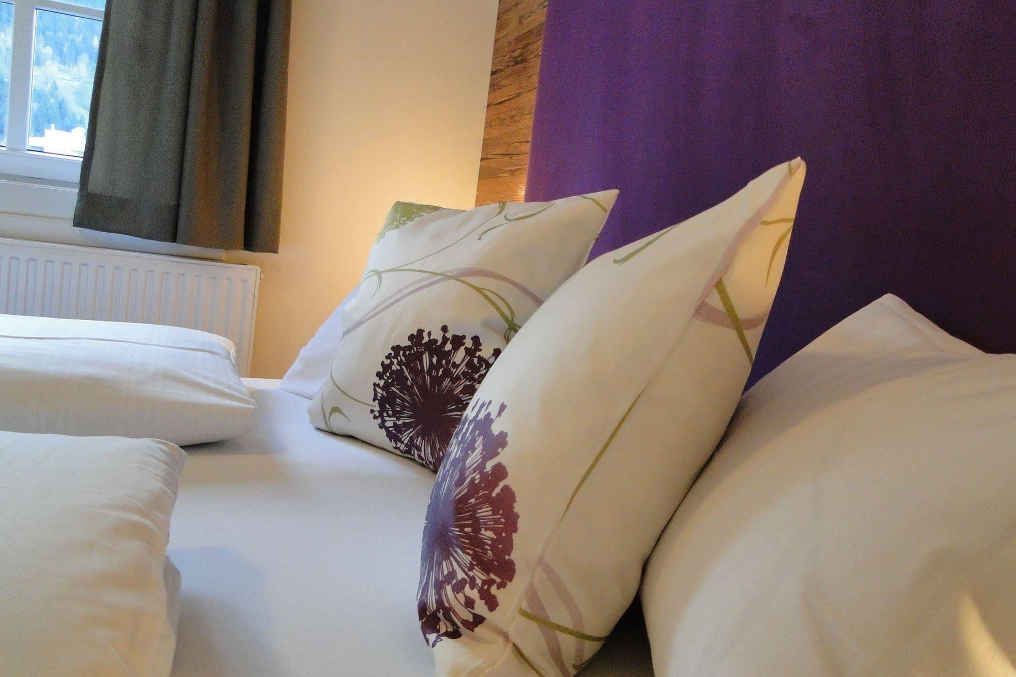 Apartment Margarethenstein Mit Privat Sauna Und Inklusive Zell Am See-Kaprun Sommerkarte Bagian luar foto